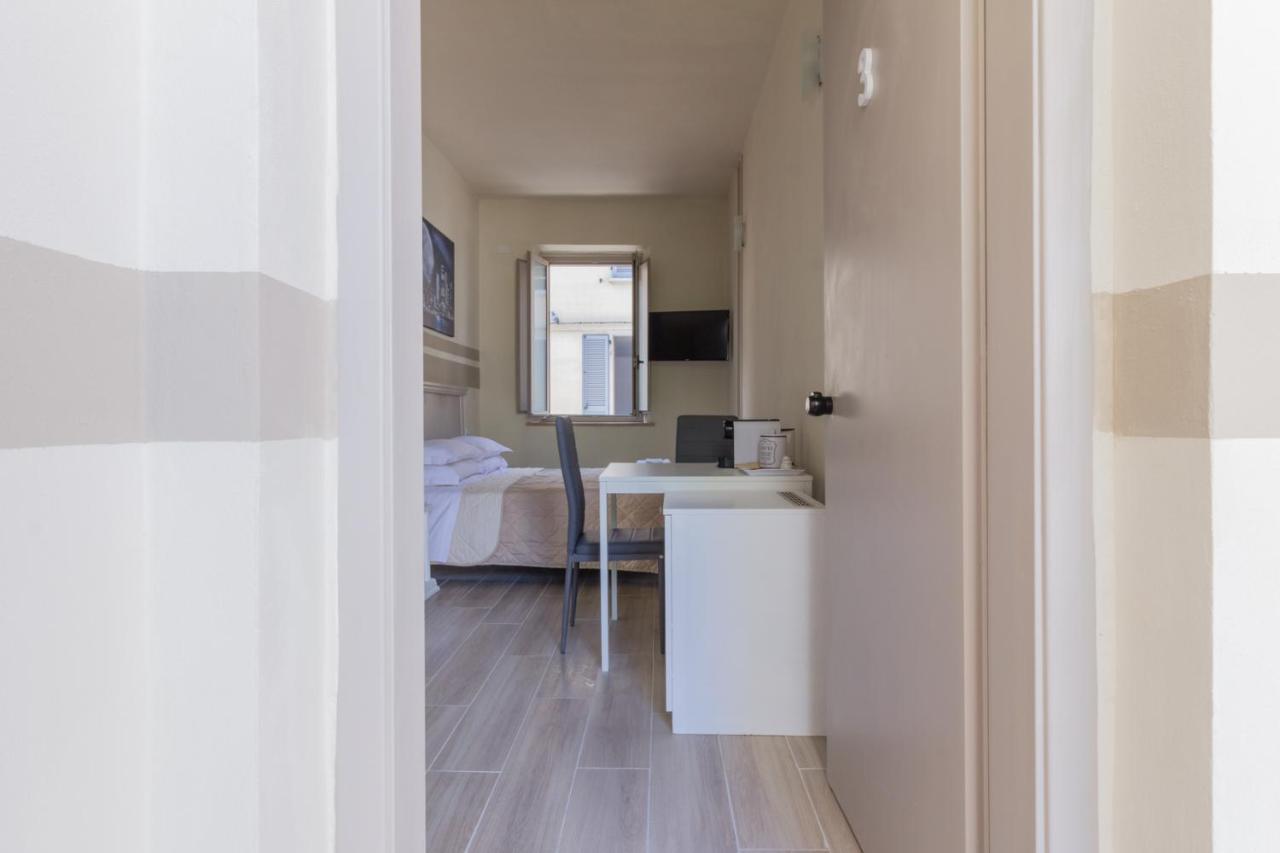 Center Rooms Piacenza Exterior foto